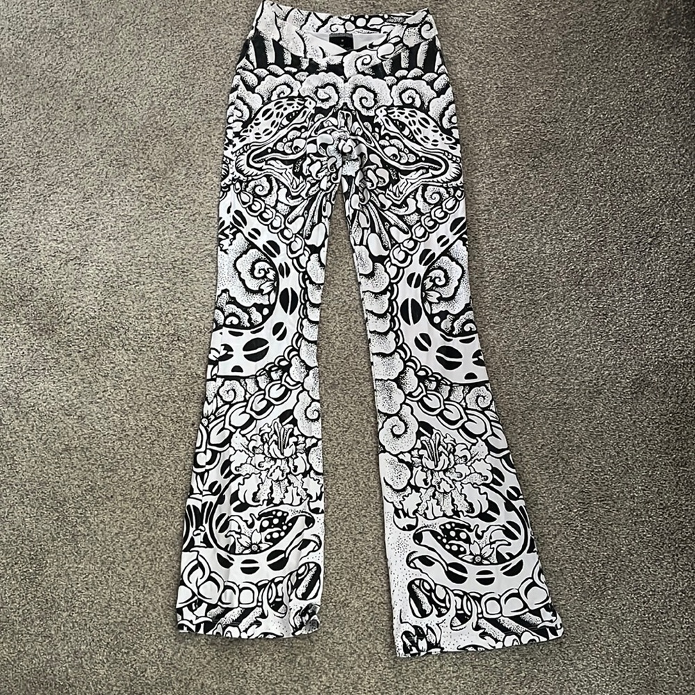 Dragon flair pants